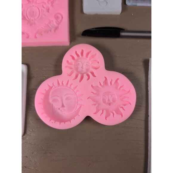 Lot Of 11 Silicone Molds/Moulds for Resin Cake Decoration Craft Making Trinket - Picture 4 of 11
